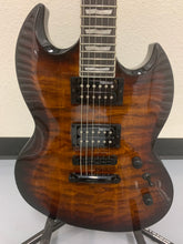 Load image into Gallery viewer, ESP Ltd Viper 256QM in Tiger Eye WITH a Genuine ESP Viper Hard Case!
