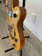 Load image into Gallery viewer, 2016 Epiphone Wildkat Studio in Lemon Drop Finish!
