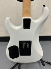 Load image into Gallery viewer, KRAMER PACER VINTAGE IN PEARL WHITE WITH SEYMOUR DUNCAN HUMBUCKERS!!!
