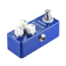 Load image into Gallery viewer, MOSKY | Deep Blue Analog Delay with True Bypass - Gigbagger
